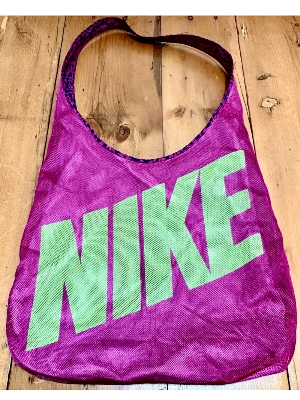 NWOT - NIKE Mesh Reversible Logo Bag - large gym, sport, shopping, sling tote